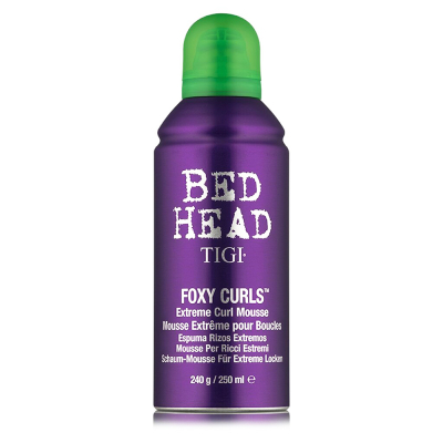 Мусс для создания эффекта вьющихся волос - TIGI Bed Head Foxy Curls Extreme Mousse